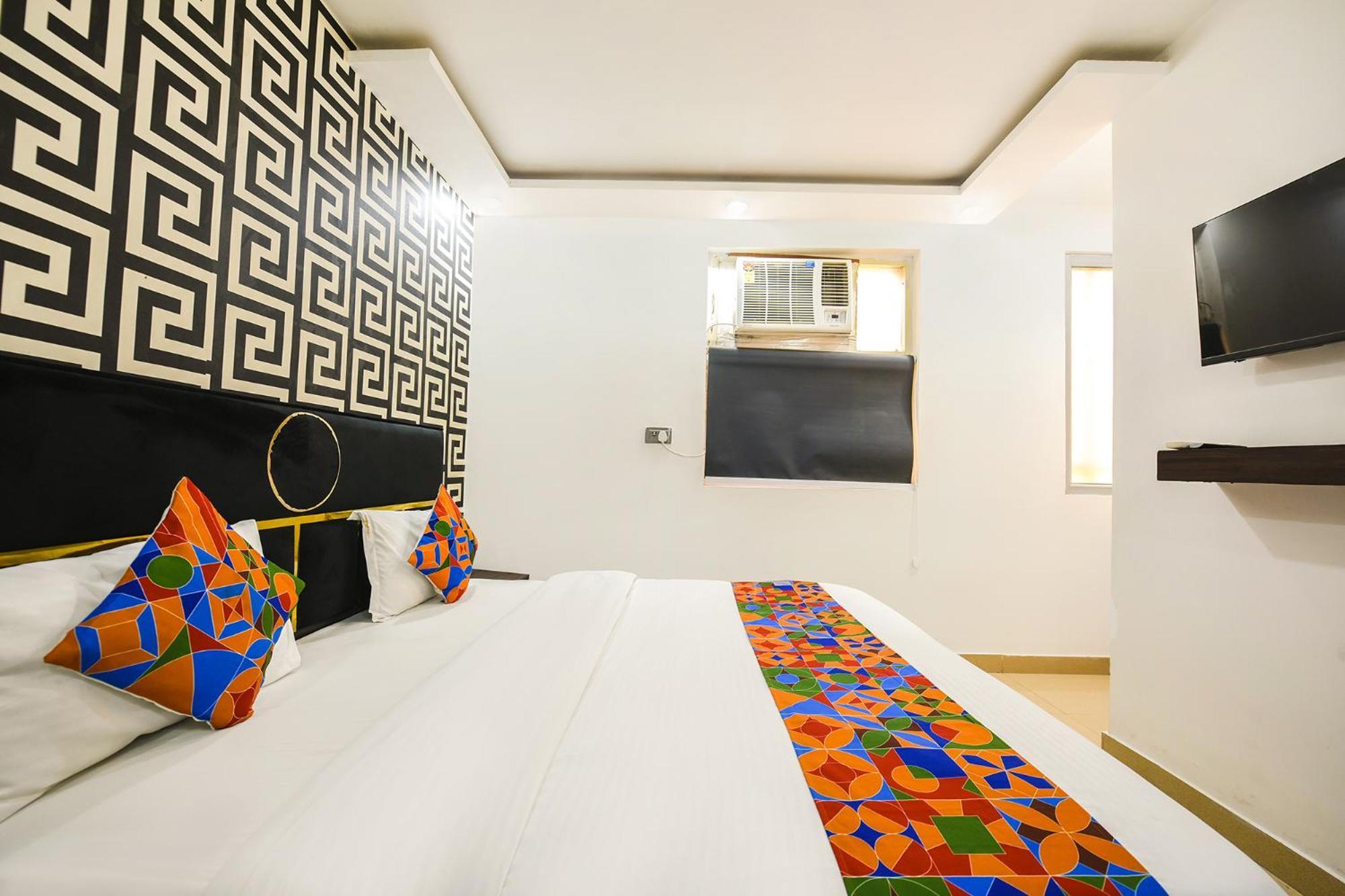 Fabhotel The Royal Residency New Delhi Exterior photo